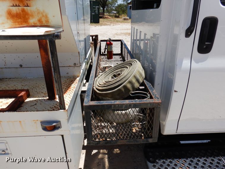 image for item DJ0820 2004 GMC C4500  sewer rodder truck