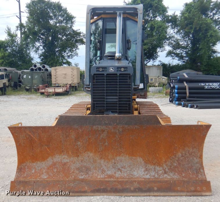 image for item DJ3835 2006 John Deere 650J XLT  dozer