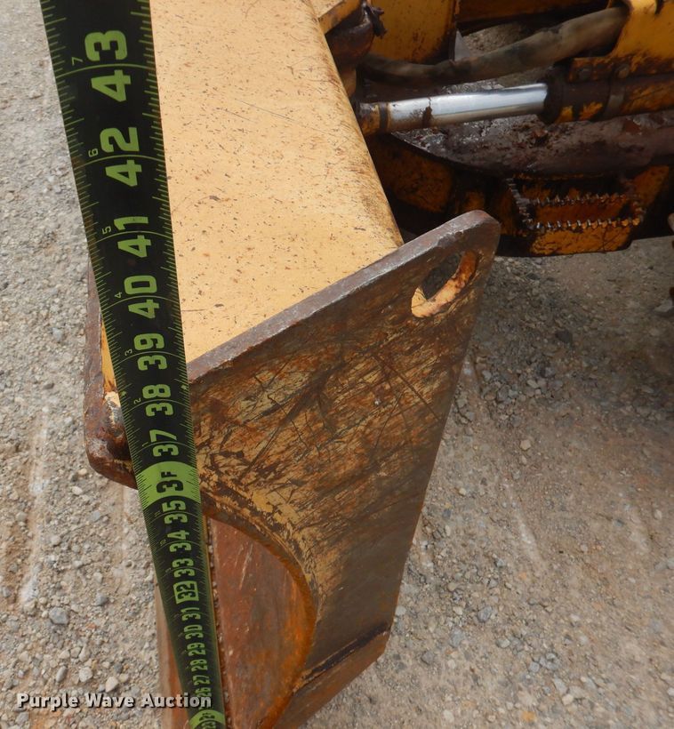 image for item DJ3835 2006 John Deere 650J XLT  dozer