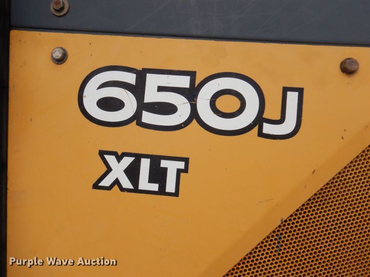 image for item DJ3835 2006 John Deere 650J XLT  dozer