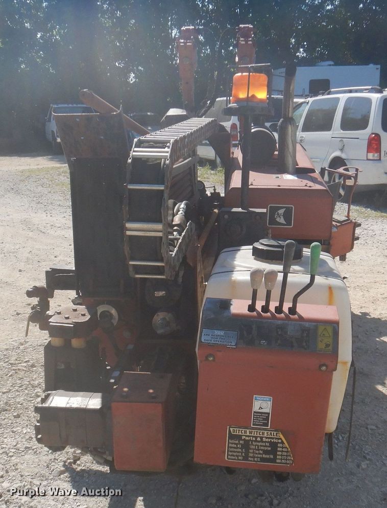 image for item DJ3838 2000 Ditch Witch JT920L  directional boring unit