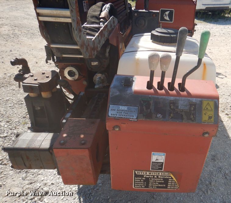 image for item DJ3838 2000 Ditch Witch JT920L  directional boring unit