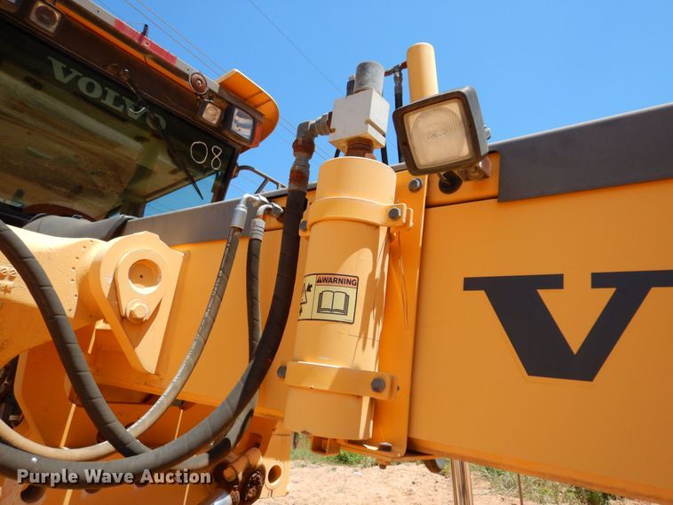image for item DK0367 Volvo G990  motor grader