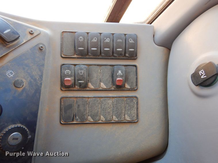 image for item DK0367 Volvo G990  motor grader