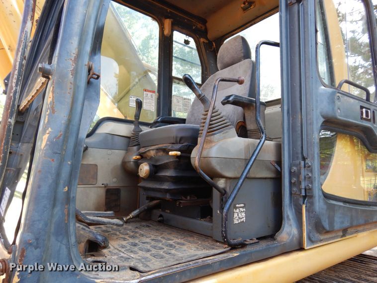image for item DK0387 1998 Komatsu PC200LC-6LE  excavator