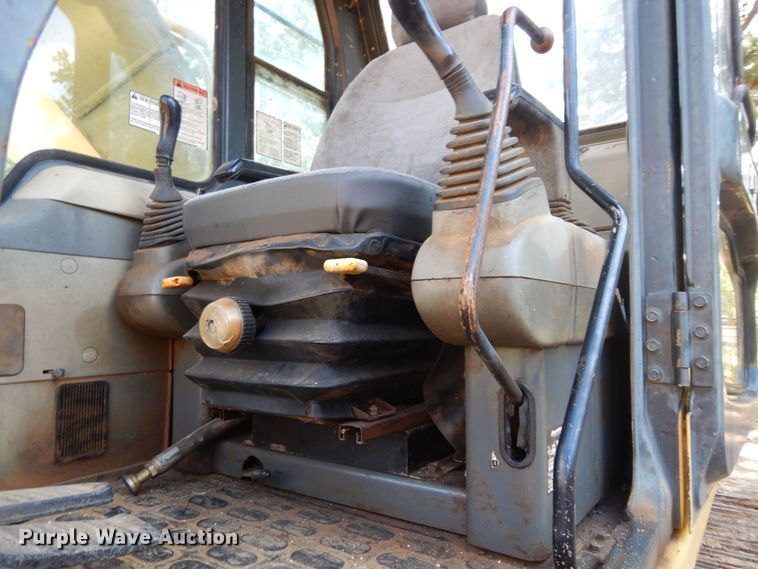 image for item DK0387 1998 Komatsu PC200LC-6LE  excavator