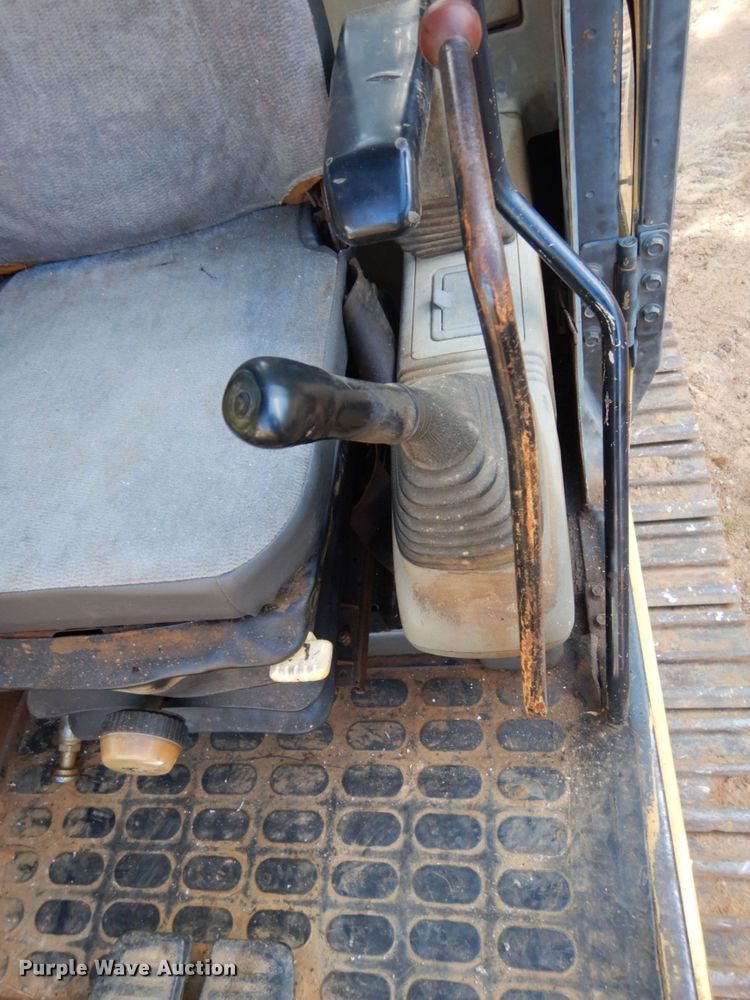 image for item DK0387 1998 Komatsu PC200LC-6LE  excavator