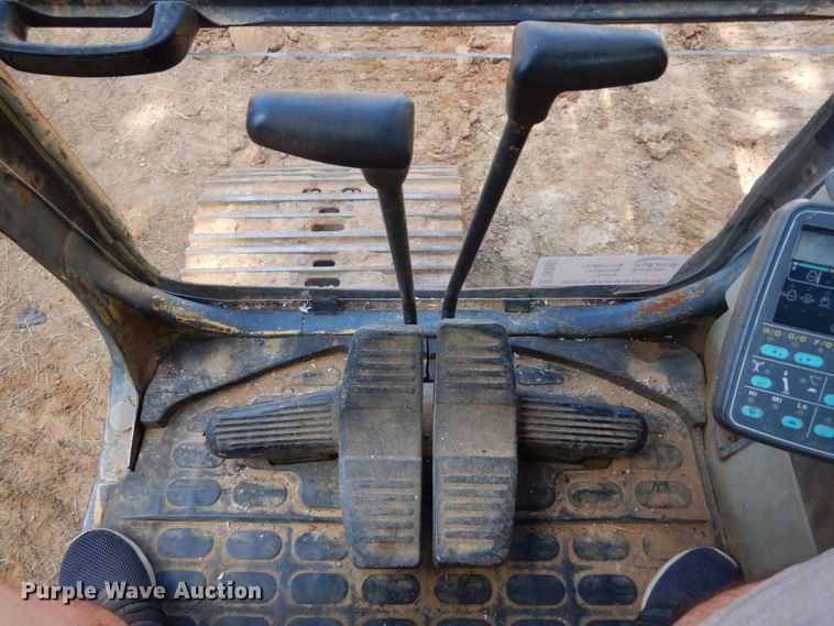 image for item DK0387 1998 Komatsu PC200LC-6LE  excavator