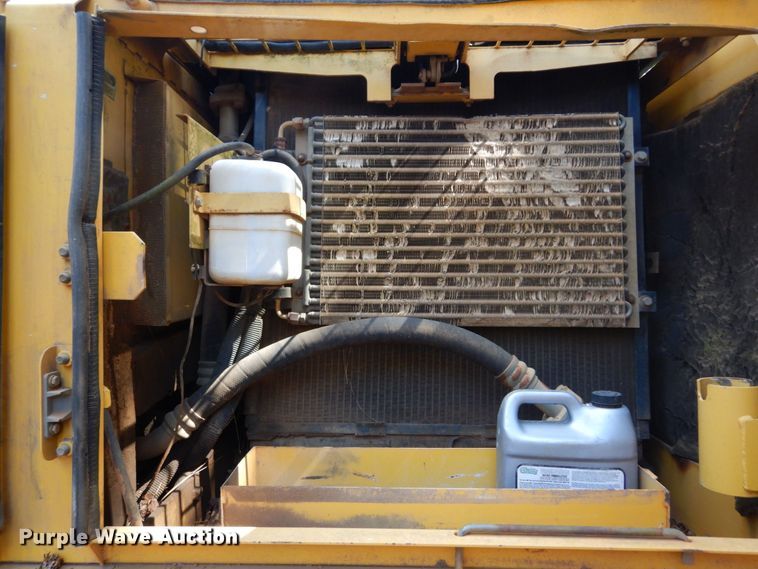 image for item DK0387 1998 Komatsu PC200LC-6LE  excavator