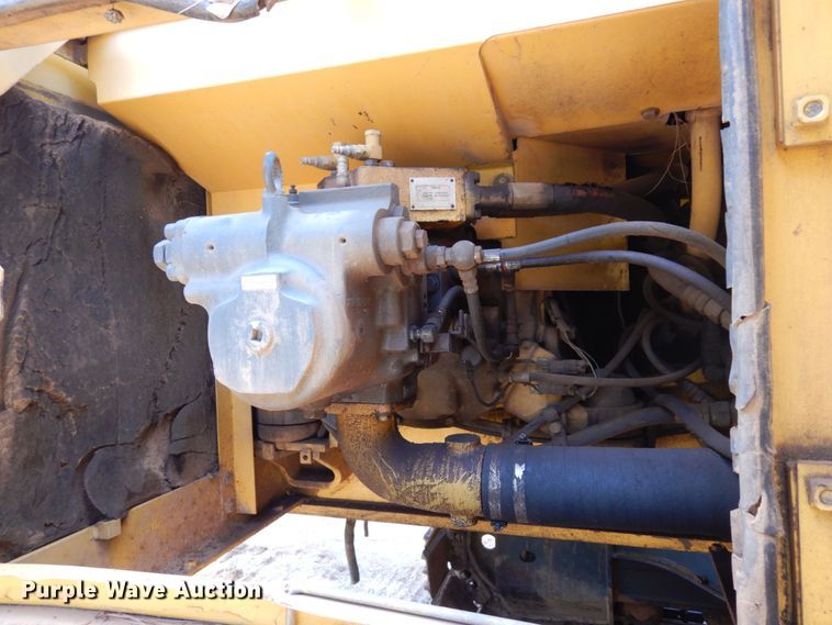 image for item DK0387 1998 Komatsu PC200LC-6LE  excavator