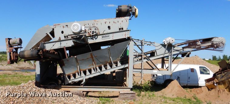 image for item DK2007 Pioneer  screening plant