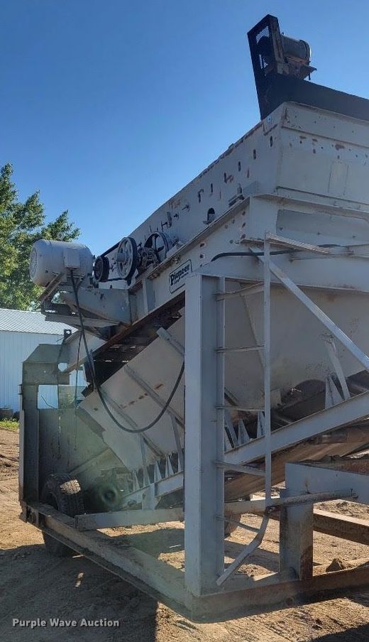 image for item DK2007 Pioneer  screening plant