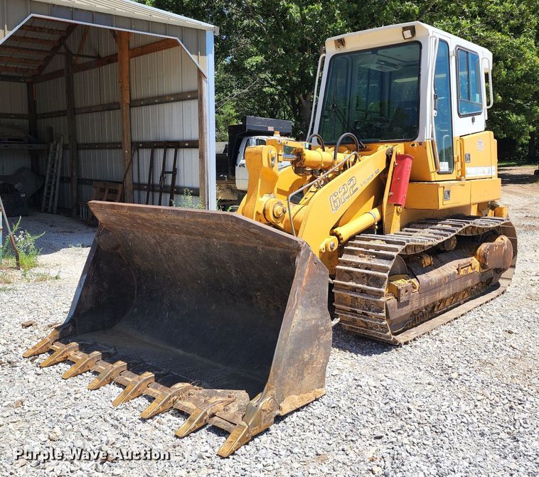 image for item DL6646 2005 Liebherr LR622B  track loader