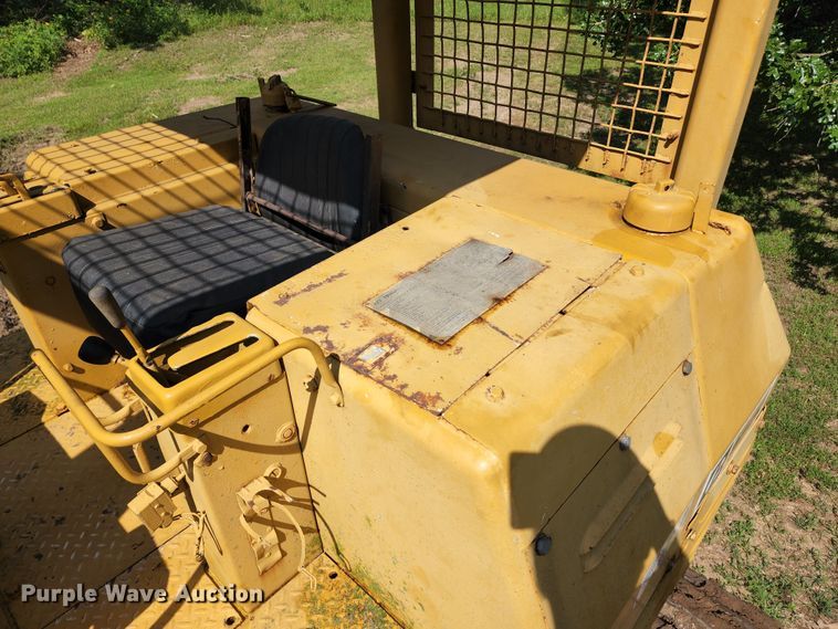 image for item DL6659 1969 Caterpillar 977K track loader