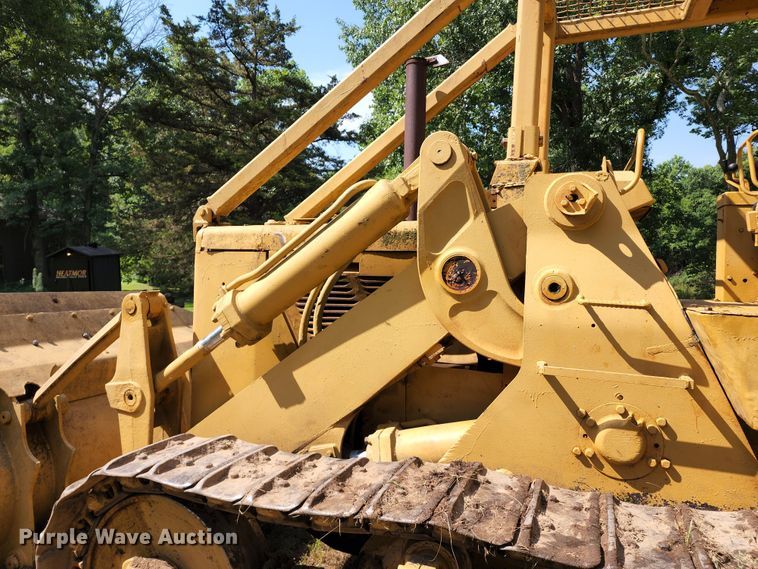 image for item DL6659 1969 Caterpillar 977K track loader
