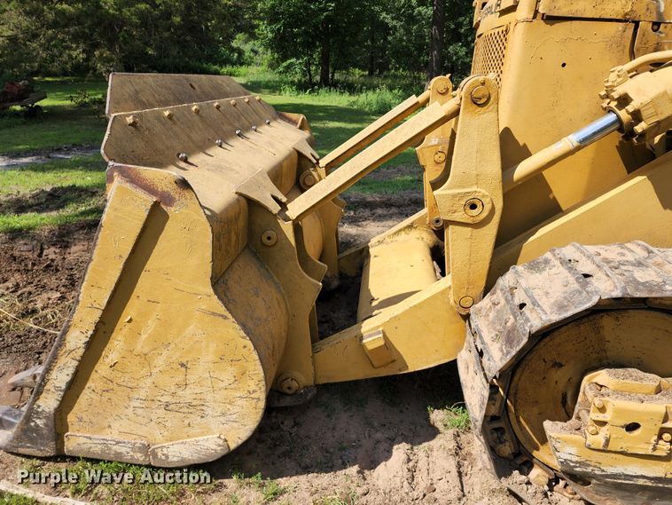 image for item DL6659 1969 Caterpillar 977K track loader