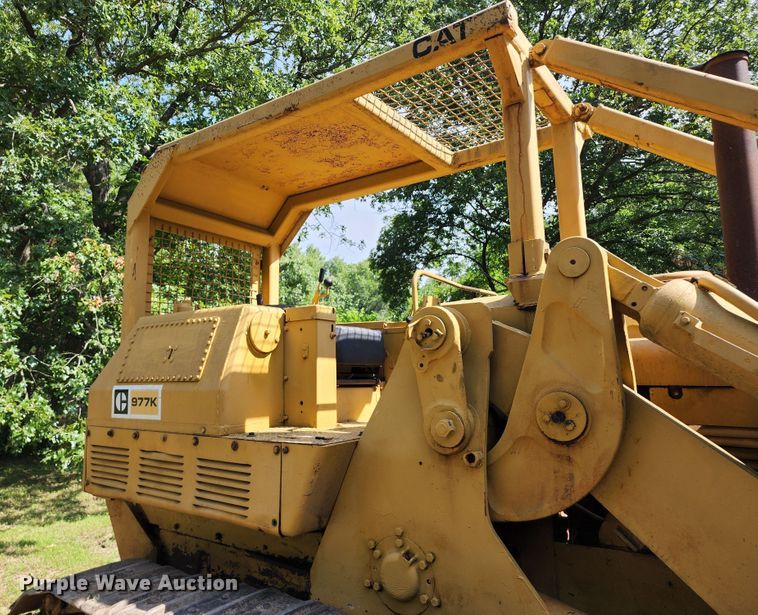 image for item DL6659 1969 Caterpillar 977K track loader