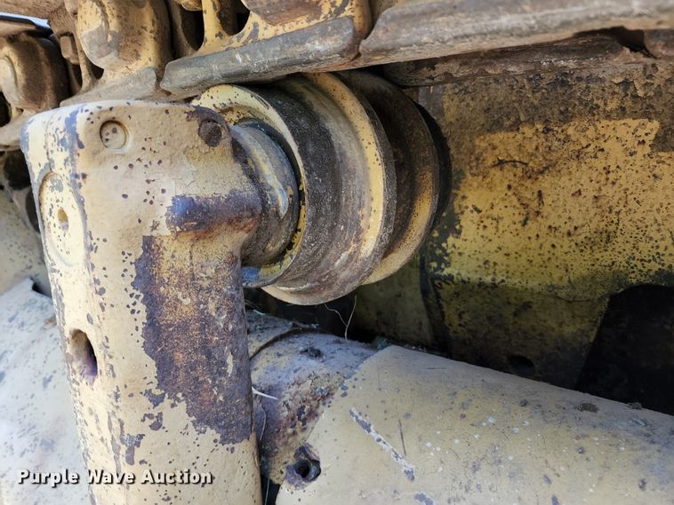 image for item DL6659 1969 Caterpillar 977K track loader