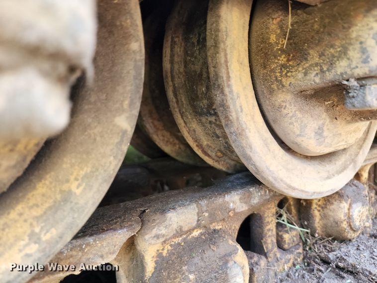 image for item DL6659 1969 Caterpillar 977K track loader