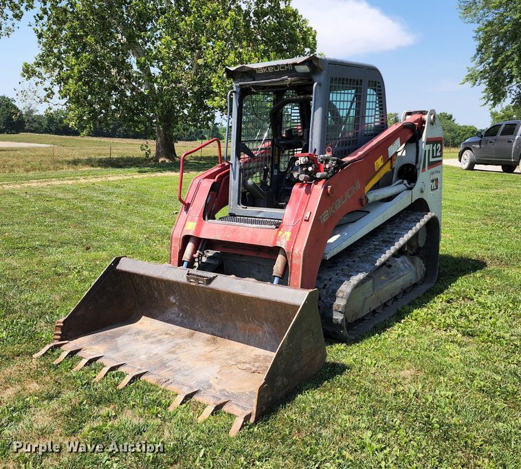 image for item DL6660 2016 Takeuchi TL12  tracked skid steer loader