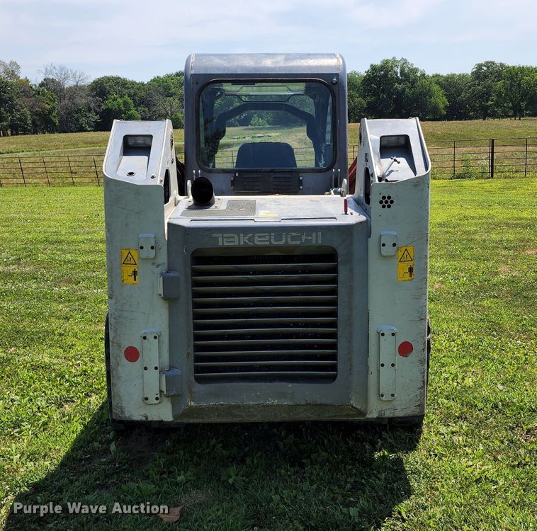 image for item DL6660 2016 Takeuchi TL12  tracked skid steer loader