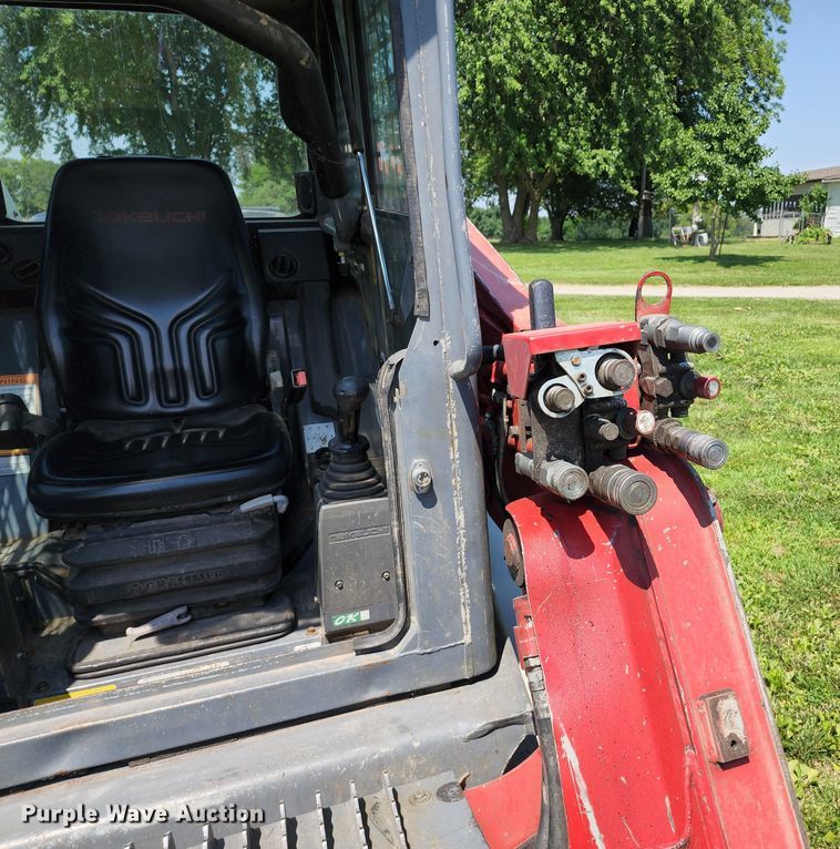 image for item DL6660 2016 Takeuchi TL12  tracked skid steer loader