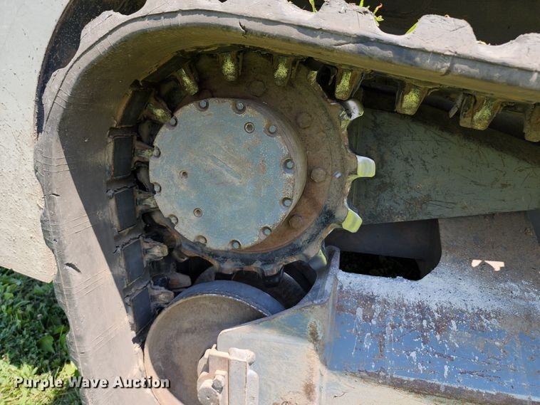 image for item DL6660 2016 Takeuchi TL12  tracked skid steer loader