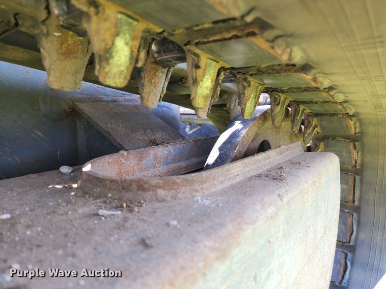 image for item DL6660 2016 Takeuchi TL12  tracked skid steer loader