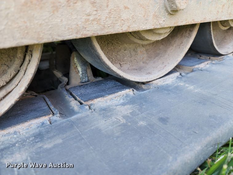 image for item DL6660 2016 Takeuchi TL12  tracked skid steer loader