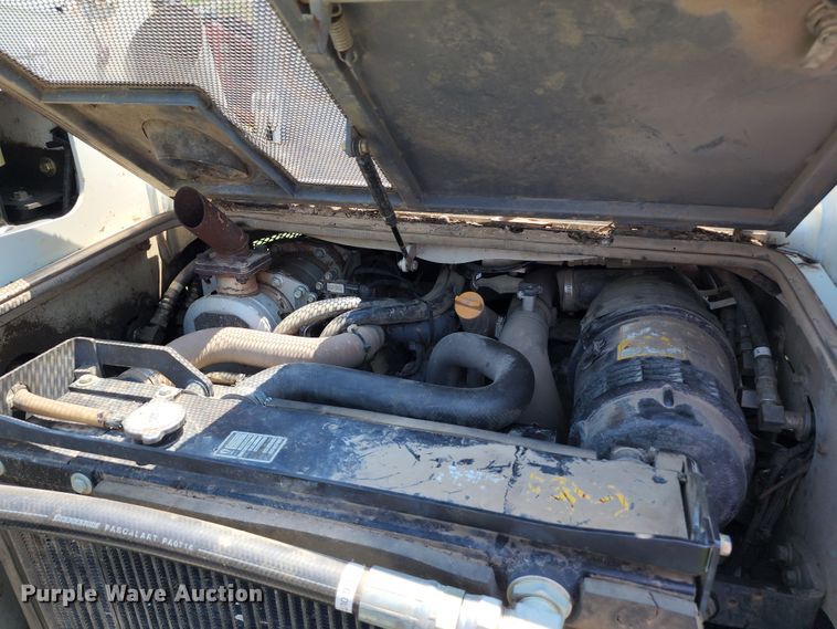 image for item DL6660 2016 Takeuchi TL12  tracked skid steer loader