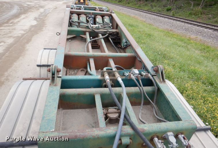 image for item DM2278 1994 Talbert T4DW-50-HRG-RA-1-T1 lowboy equipment trailer