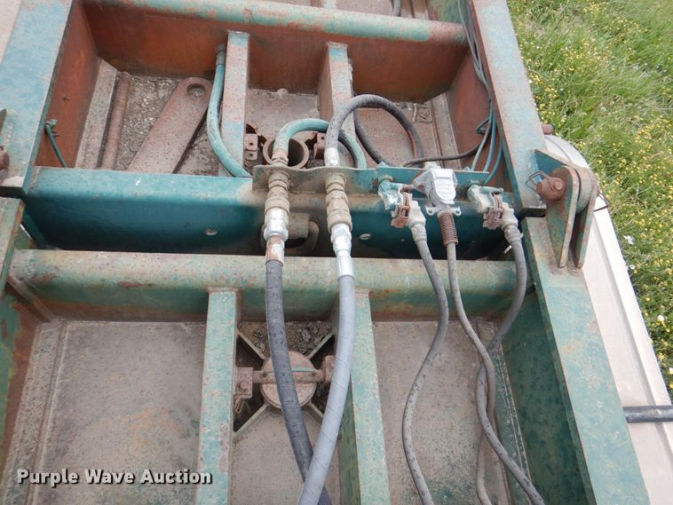 image for item DM2278 1994 Talbert T4DW-50-HRG-RA-1-T1 lowboy equipment trailer