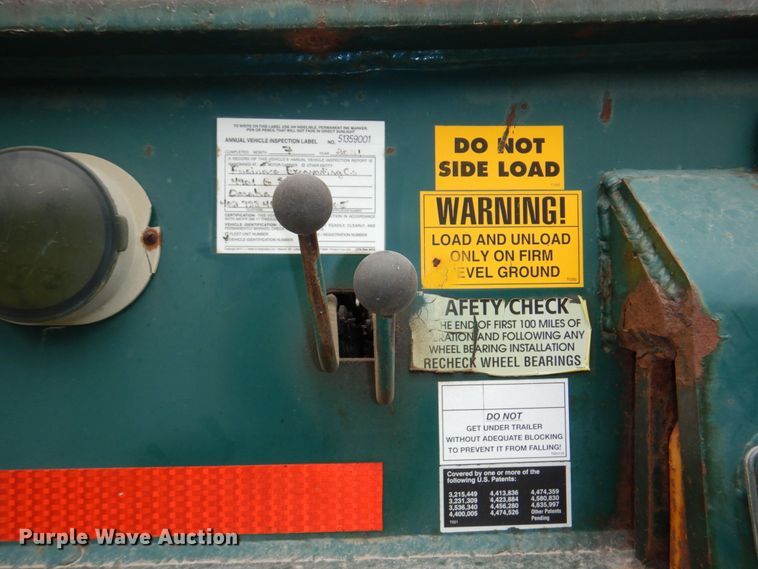 image for item DM2278 1994 Talbert T4DW-50-HRG-RA-1-T1 lowboy equipment trailer