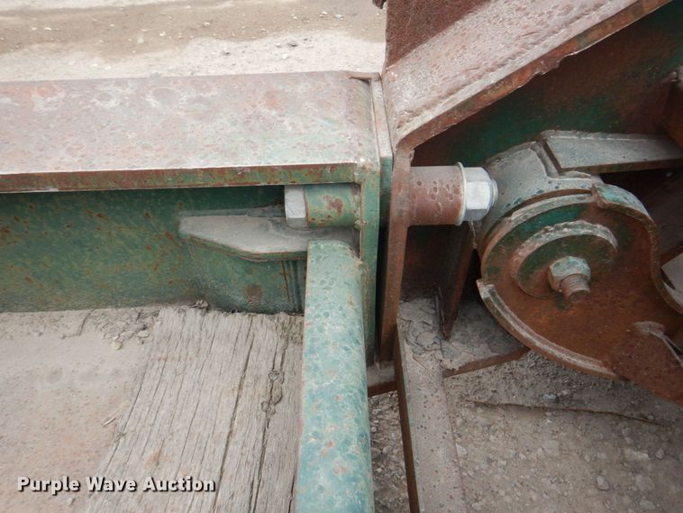 image for item DM2278 1994 Talbert T4DW-50-HRG-RA-1-T1 lowboy equipment trailer