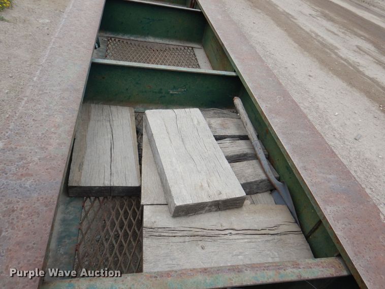 image for item DM2278 1994 Talbert T4DW-50-HRG-RA-1-T1 lowboy equipment trailer