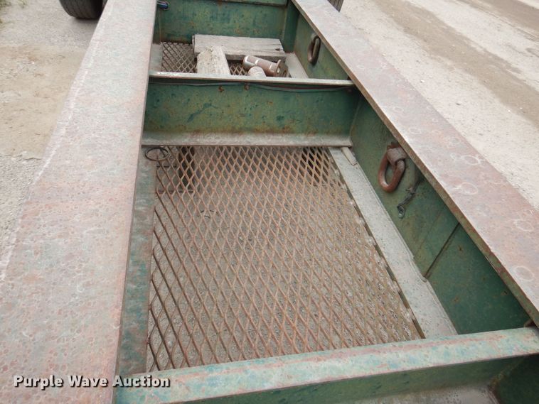 image for item DM2278 1994 Talbert T4DW-50-HRG-RA-1-T1 lowboy equipment trailer
