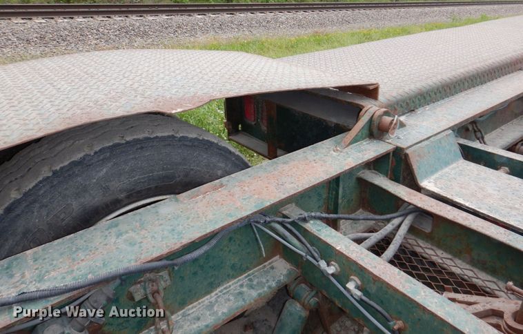 image for item DM2278 1994 Talbert T4DW-50-HRG-RA-1-T1 lowboy equipment trailer