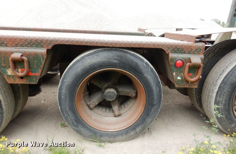 image for item DM2278 1994 Talbert T4DW-50-HRG-RA-1-T1 lowboy equipment trailer