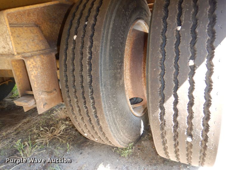 image for item DM2279 2001 Redi Haul R24215TB  tilt deck equipment trailer