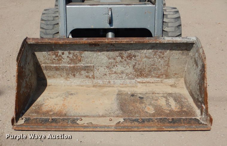 image for item DM2280 1990 Bobcat 843B  skid steer loader