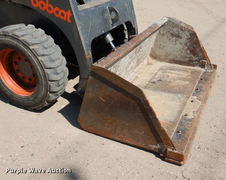 image for item DM2280 1990 Bobcat 843B  skid steer loader