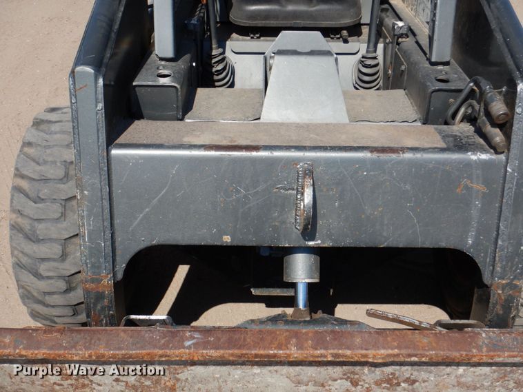 image for item DM2280 1990 Bobcat 843B  skid steer loader