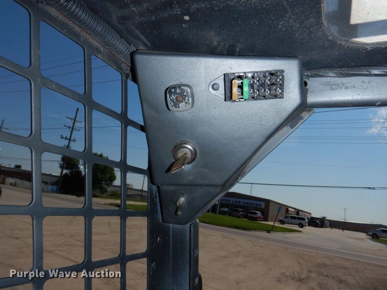 image for item DM2280 1990 Bobcat 843B  skid steer loader