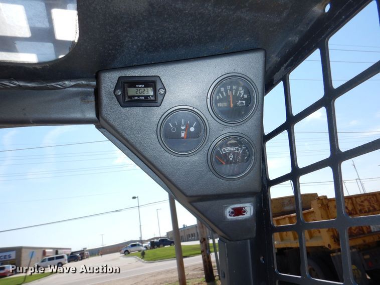 image for item DM2280 1990 Bobcat 843B  skid steer loader