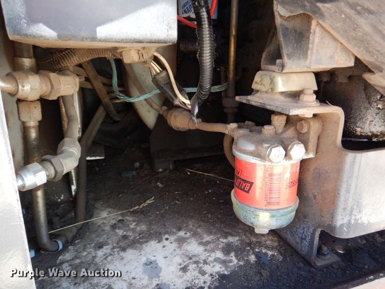 image for item DM2280 1990 Bobcat 843B  skid steer loader