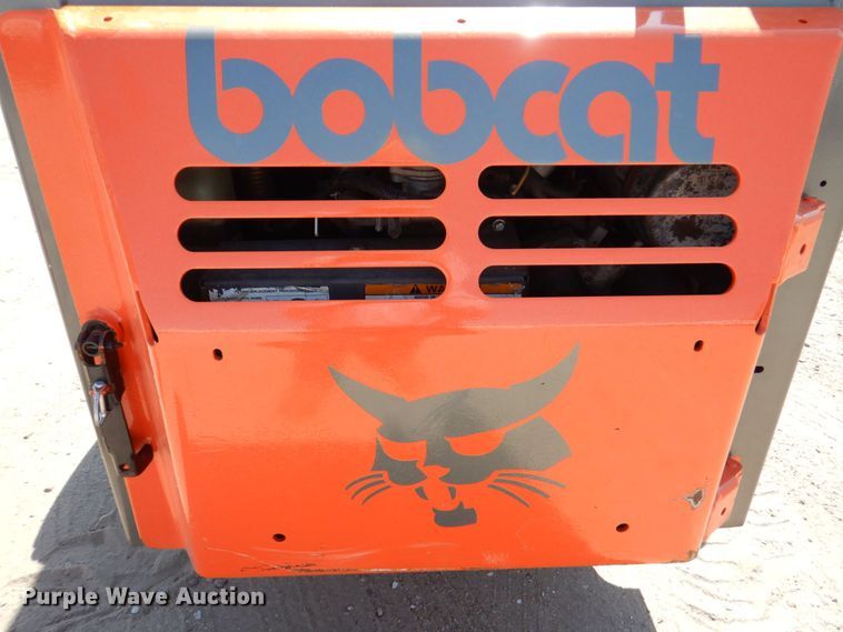 image for item DM2280 1990 Bobcat 843B  skid steer loader