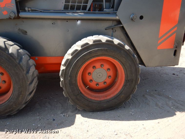 image for item DM2280 1990 Bobcat 843B  skid steer loader