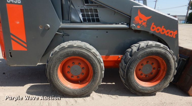 image for item DM2280 1990 Bobcat 843B  skid steer loader