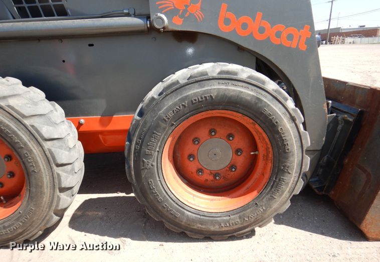 image for item DM2280 1990 Bobcat 843B  skid steer loader
