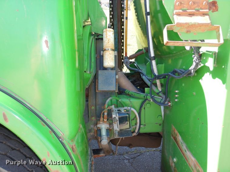 image for item DM2298 1988 Ford CT8000  fuel truck
